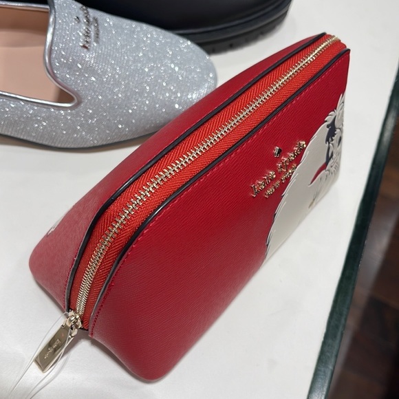Kate Spade Disney X Kate Spade New York Cruella Makeup Bag
Red Multi - Picture 14 of 16